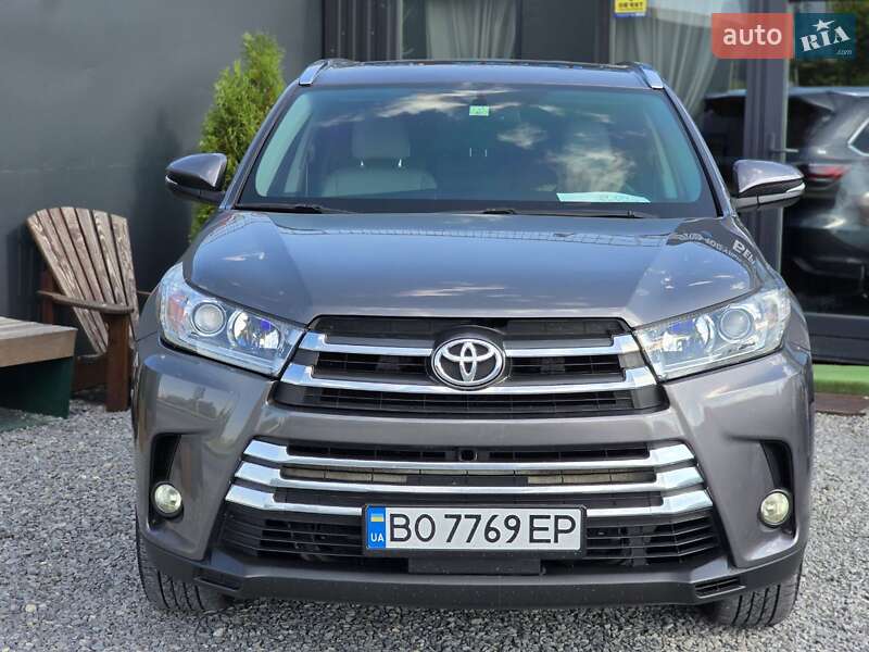 Внедорожник / Кроссовер Toyota Highlander 2015 в Тернополе фото 8 Внедорожник / Кроссовер Toyota Highlander 2015 в Тернополе