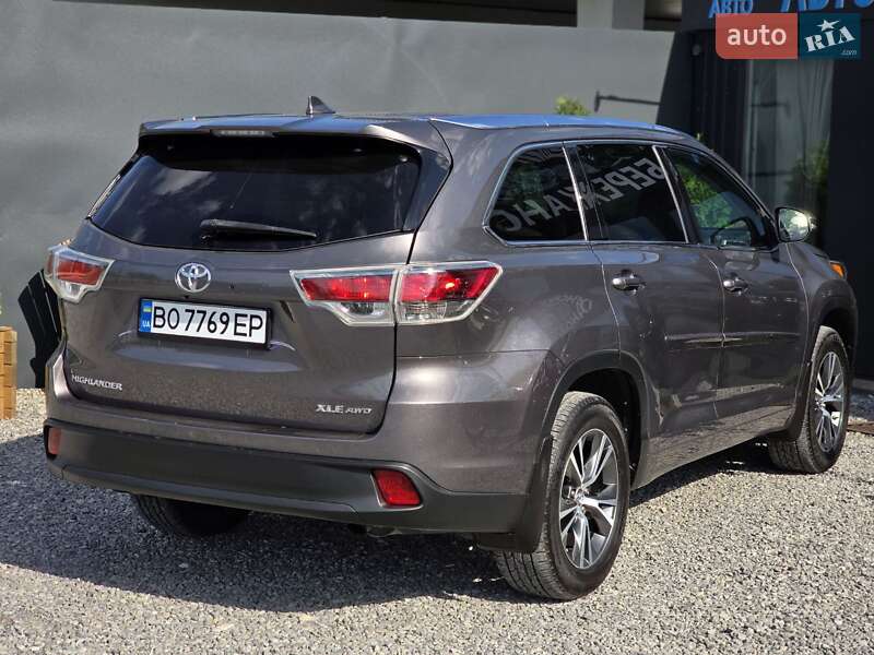 Внедорожник / Кроссовер Toyota Highlander 2015 в Тернополе фото 13 Внедорожник / Кроссовер Toyota Highlander 2015 в Тернополе