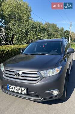 Внедорожник / Кроссовер Toyota Highlander 2013 в Житомире