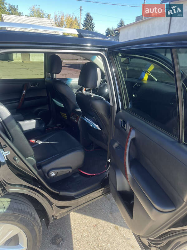 Внедорожник / Кроссовер Toyota Highlander 2013 в Житомире фото 7 Внедорожник / Кроссовер Toyota Highlander 2013 в Житомире