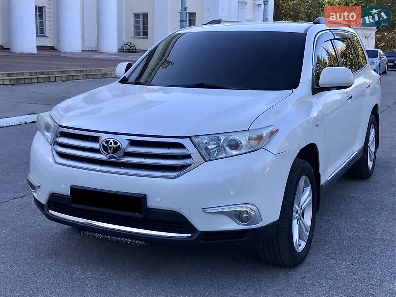 Внедорожник / Кроссовер Toyota Highlander 2010 в Желтых Водах