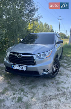 Позашляховик / Кросовер Toyota Highlander 2014 в Києві