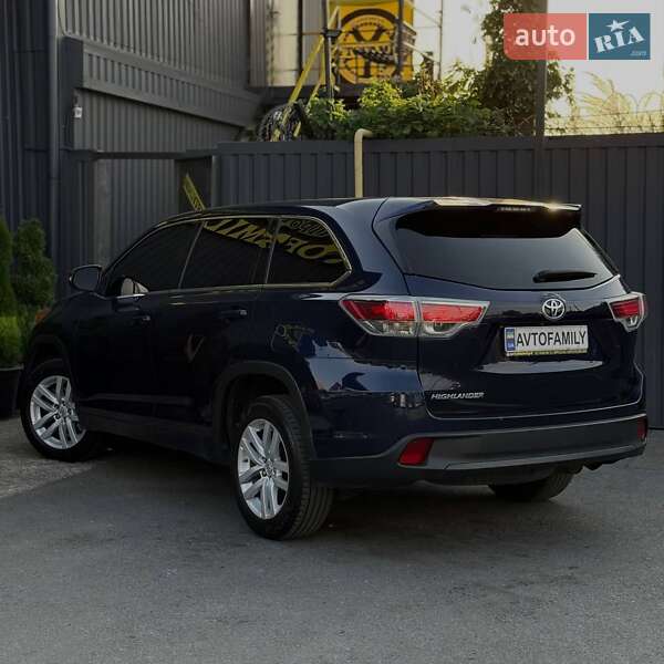 Внедорожник / Кроссовер Toyota Highlander 2014 в Днепре