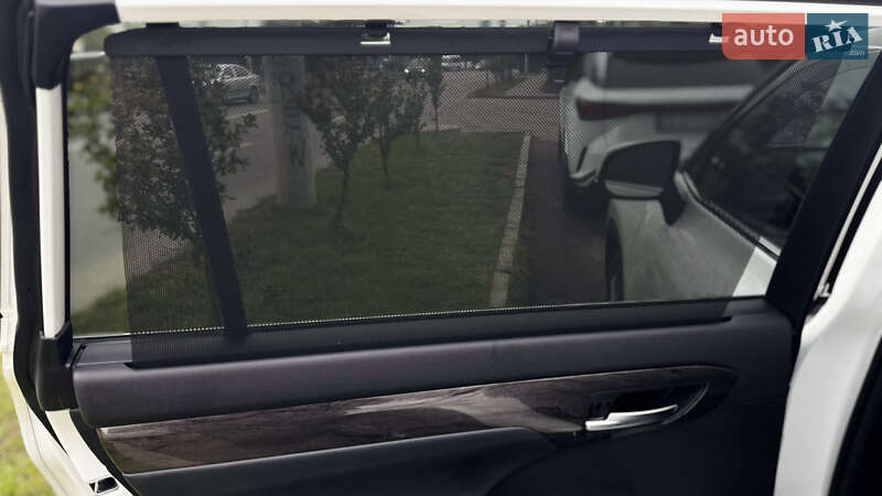 Внедорожник / Кроссовер Toyota Highlander 2020 в Черновцах