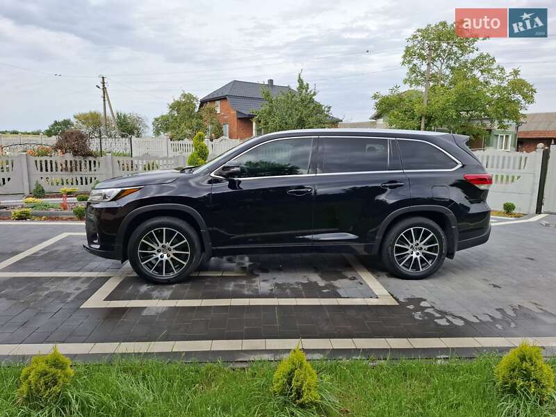 Внедорожник / Кроссовер Toyota Highlander 2019 в Львове фото 7 Внедорожник / Кроссовер Toyota Highlander 2019 в Львове