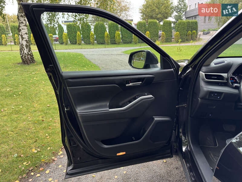 Внедорожник / Кроссовер Toyota Highlander 2021 в Хмельницком фото 16 Внедорожник / Кроссовер Toyota Highlander 2021 в Хмельницком