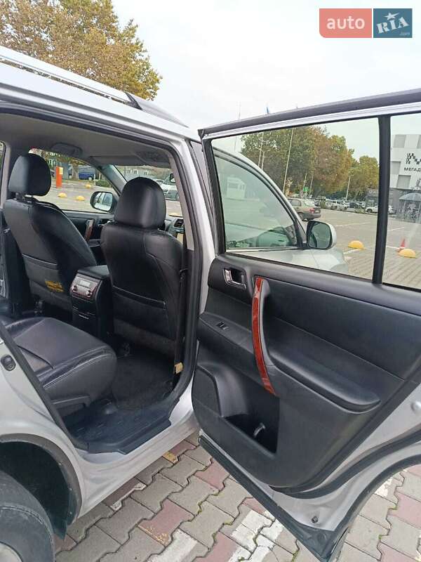 Внедорожник / Кроссовер Toyota Highlander 2011 в Одессе