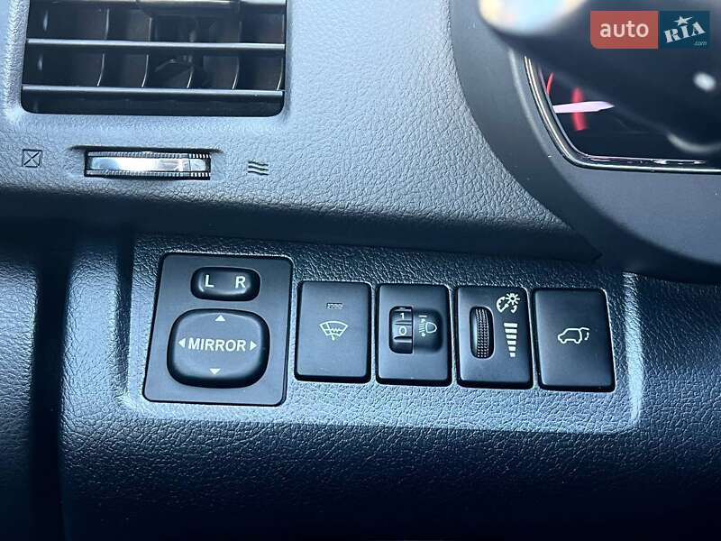 Внедорожник / Кроссовер Toyota Highlander 2013 в Днепре фото 22 Внедорожник / Кроссовер Toyota Highlander 2013 в Днепре