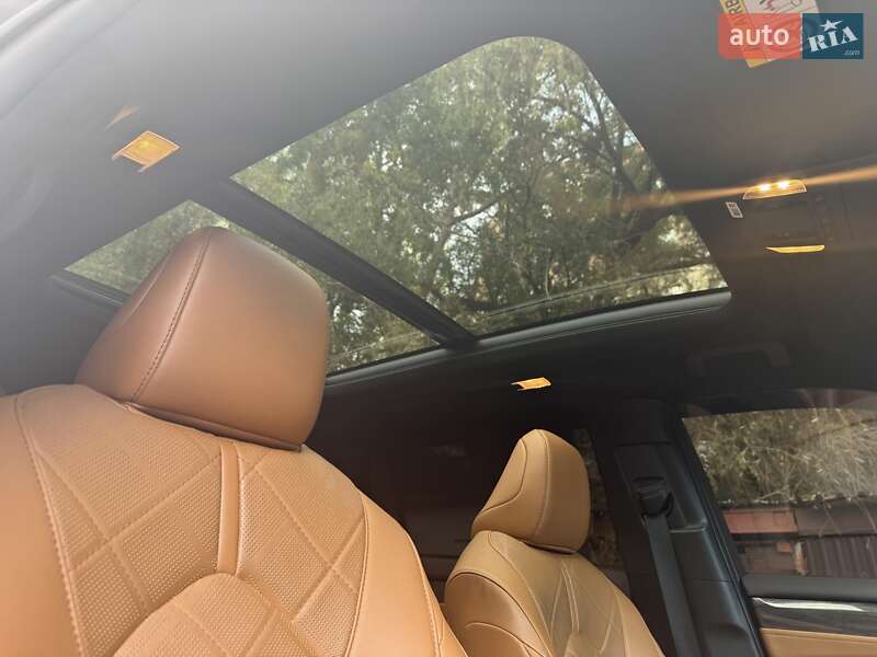 Внедорожник / Кроссовер Toyota Highlander 2020 в Киеве