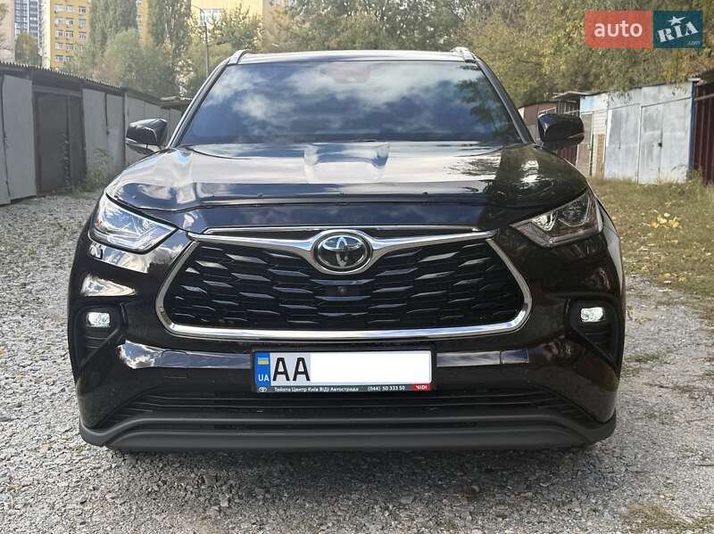 Внедорожник / Кроссовер Toyota Highlander 2020 в Киеве