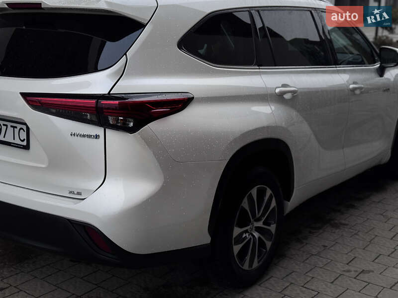 Внедорожник / Кроссовер Toyota Highlander 2020 в Львове фото 11 Внедорожник / Кроссовер Toyota Highlander 2020 в Львове