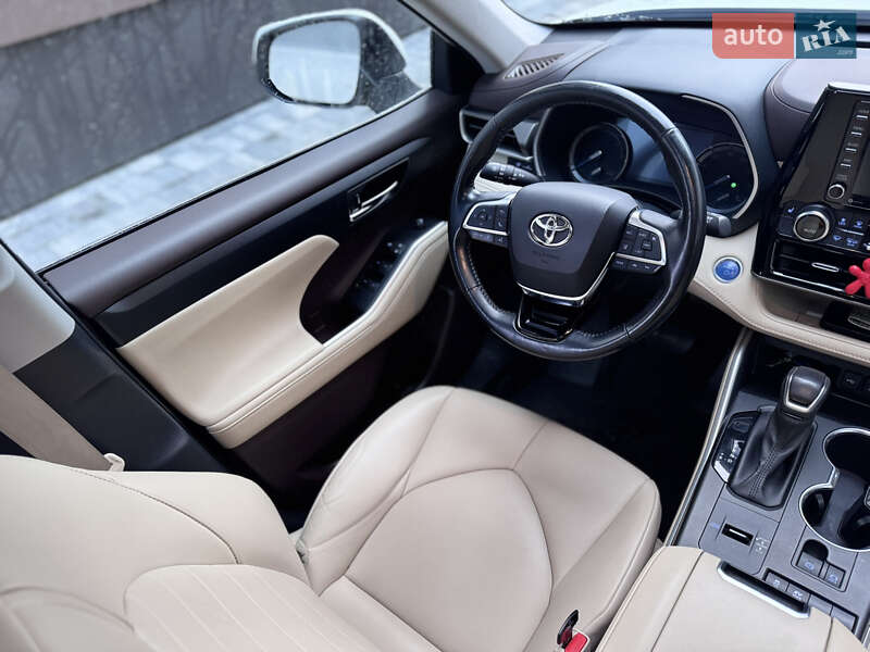 Внедорожник / Кроссовер Toyota Highlander 2020 в Львове фото 23 Внедорожник / Кроссовер Toyota Highlander 2020 в Львове