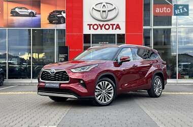 Внедорожник / Кроссовер Toyota Highlander 2021 в Ивано-Франковске