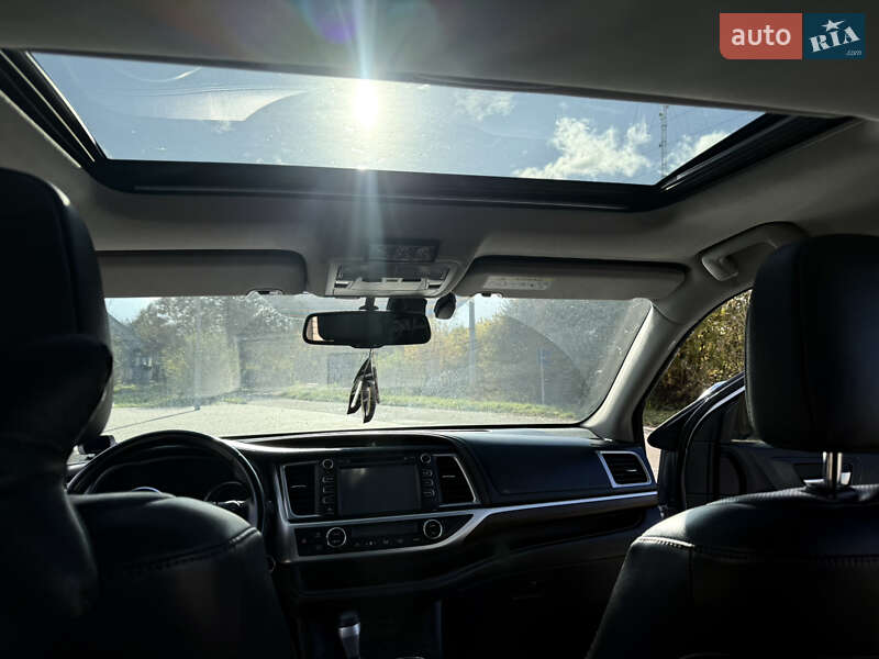 Позашляховик / Кросовер Toyota Highlander 2014 в Хмельницькому