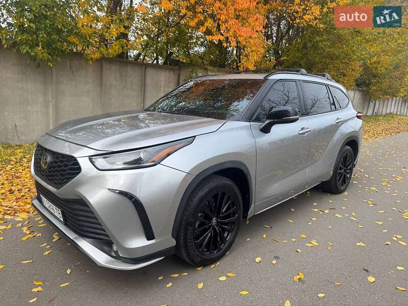Toyota Highlander 2023