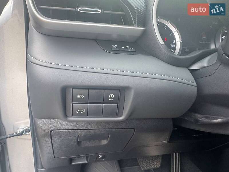 Внедорожник / Кроссовер Toyota Highlander 2023 в Киеве