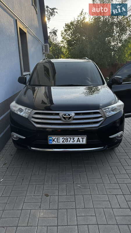 Внедорожник / Кроссовер Toyota Highlander 2011 в Новомосковске фото 5 Внедорожник / Кроссовер Toyota Highlander 2011 в Новомосковске