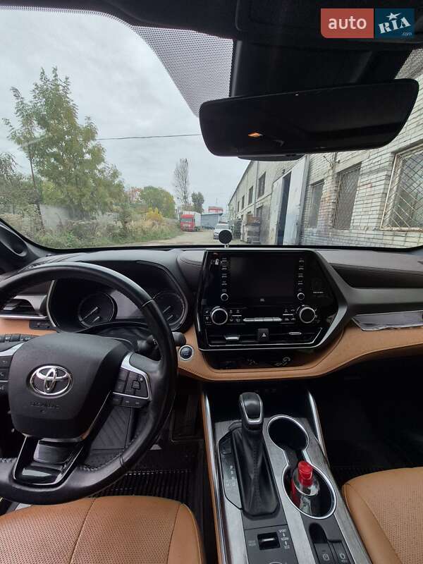 Позашляховик / Кросовер Toyota Highlander 2021 в Львові фото 8 Позашляховик / Кросовер Toyota Highlander 2021 в Львові
