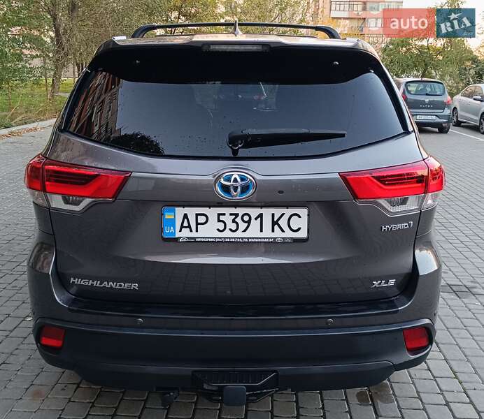 Внедорожник / Кроссовер Toyota Highlander 2017 в Днепре фото 18 Внедорожник / Кроссовер Toyota Highlander 2017 в Днепре