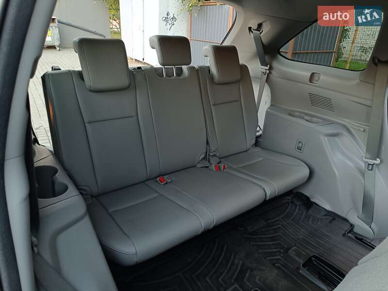 Внедорожник / Кроссовер Toyota Highlander 2017 в Днепре фото 56 Внедорожник / Кроссовер Toyota Highlander 2017 в Днепре