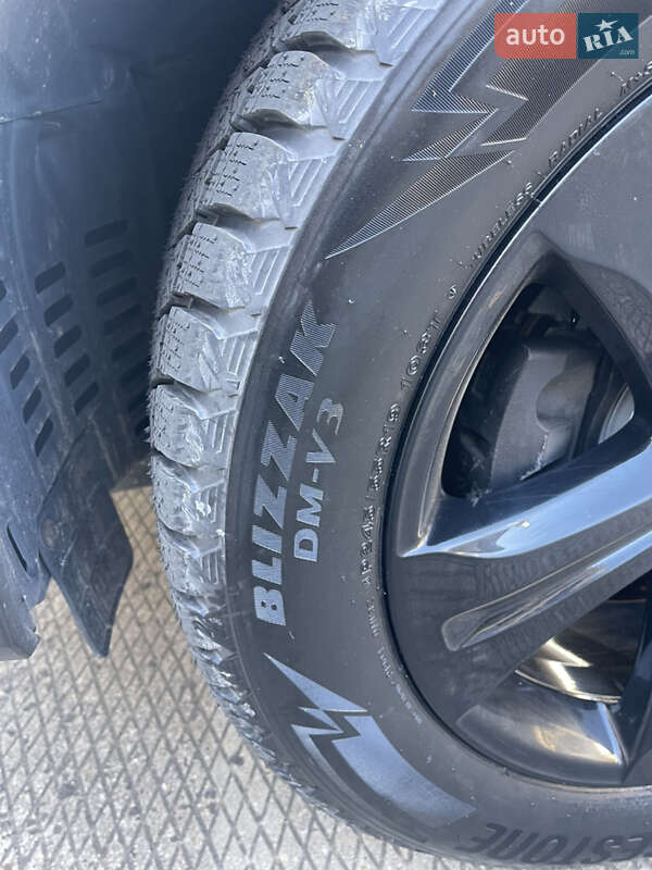 Внедорожник / Кроссовер Toyota Highlander 2013 в Львове фото 14 Внедорожник / Кроссовер Toyota Highlander 2013 в Львове