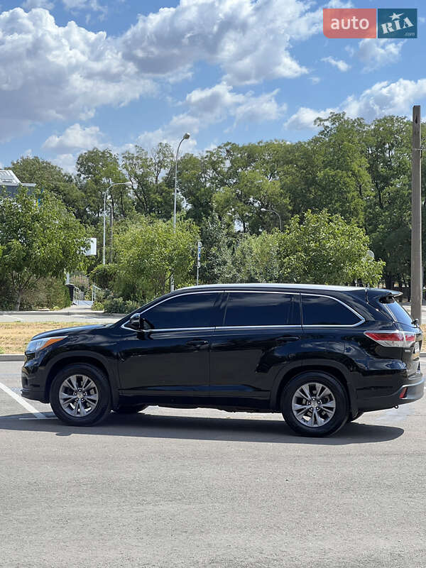 Внедорожник / Кроссовер Toyota Highlander 2014 в Николаеве фото 14 Внедорожник / Кроссовер Toyota Highlander 2014 в Николаеве