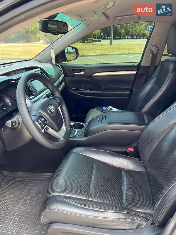 Внедорожник / Кроссовер Toyota Highlander 2014 в Николаеве фото 20 Внедорожник / Кроссовер Toyota Highlander 2014 в Николаеве