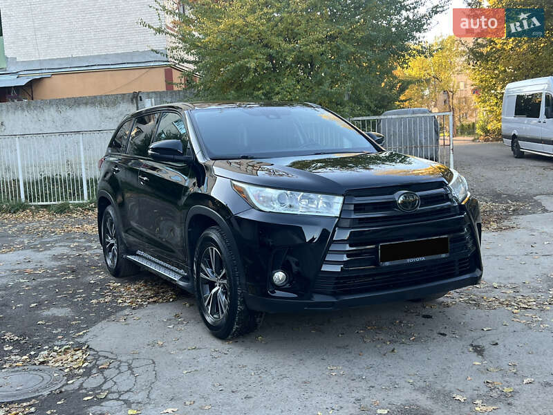 Внедорожник / Кроссовер Toyota Highlander 2017 в Хмельницком фото 14 Внедорожник / Кроссовер Toyota Highlander 2017 в Хмельницком