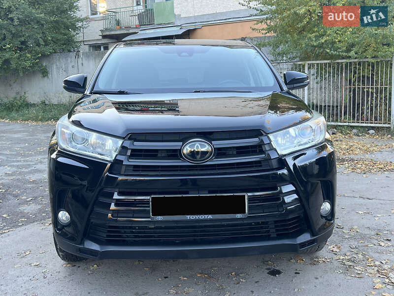 Внедорожник / Кроссовер Toyota Highlander 2017 в Хмельницком фото 25 Внедорожник / Кроссовер Toyota Highlander 2017 в Хмельницком