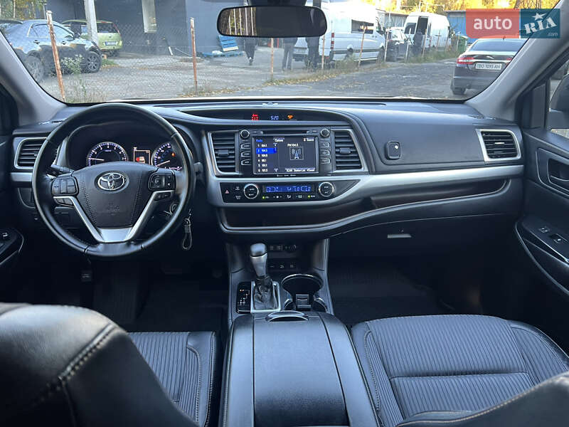 Внедорожник / Кроссовер Toyota Highlander 2017 в Хмельницком фото 53 Внедорожник / Кроссовер Toyota Highlander 2017 в Хмельницком