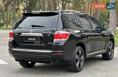 Позашляховик / Кросовер Toyota Highlander 2012 в  фото 8 Позашляховик / Кросовер Toyota Highlander 2012 в