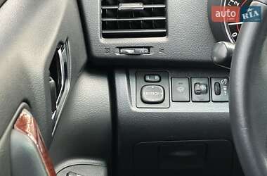 Позашляховик / Кросовер Toyota Highlander 2012 в  фото 35 Позашляховик / Кросовер Toyota Highlander 2012 в
