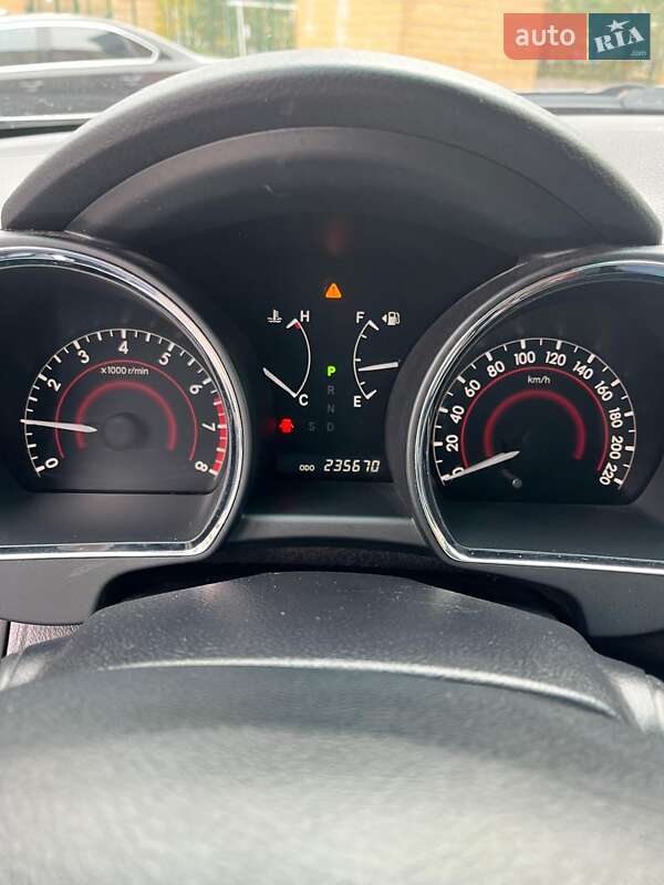 Внедорожник / Кроссовер Toyota Highlander 2011 в Киеве фото 8 Внедорожник / Кроссовер Toyota Highlander 2011 в Киеве