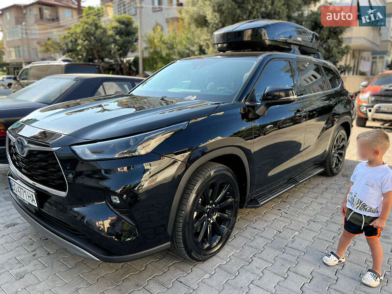 Внедорожник / Кроссовер Toyota Highlander 2022 в Кременце фото Внедорожник / Кроссовер Toyota Highlander 2022 в Кременце