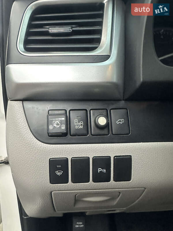 Внедорожник / Кроссовер Toyota Highlander 2014 в Харькове фото 20 Внедорожник / Кроссовер Toyota Highlander 2014 в Харькове