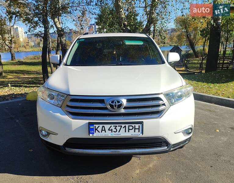 Внедорожник / Кроссовер Toyota Highlander 2010 в Киеве фото 2 Внедорожник / Кроссовер Toyota Highlander 2010 в Киеве