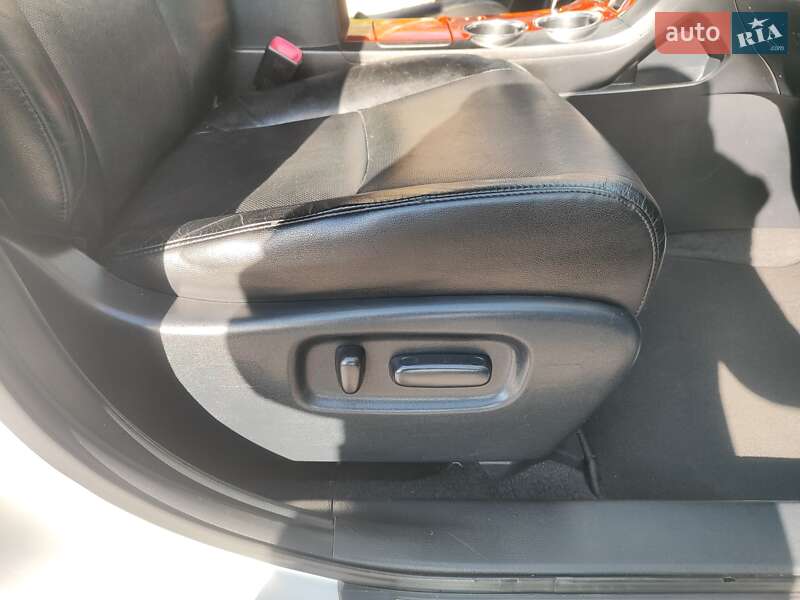 Внедорожник / Кроссовер Toyota Highlander 2010 в Киеве фото 32 Внедорожник / Кроссовер Toyota Highlander 2010 в Киеве