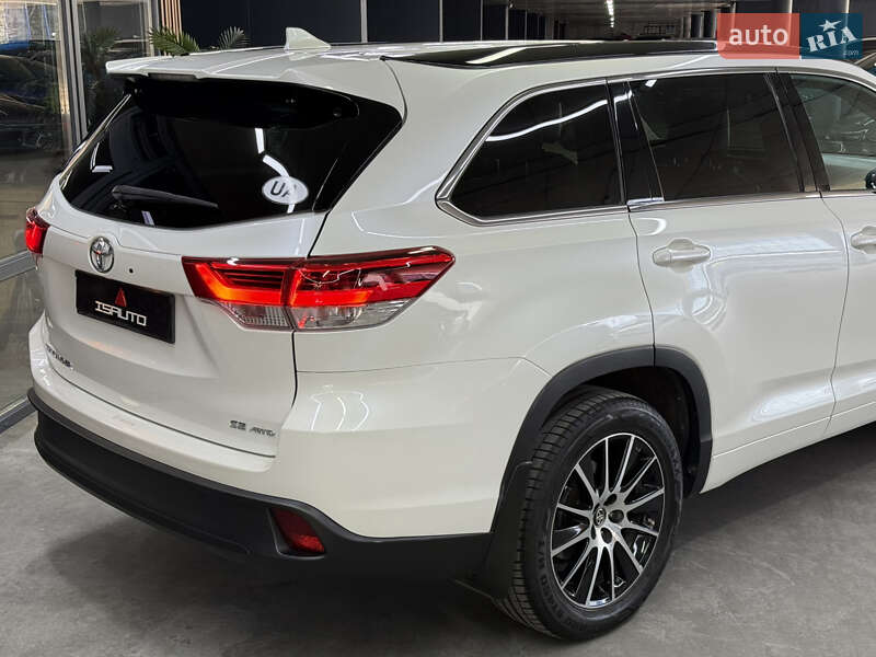 Внедорожник / Кроссовер Toyota Highlander 2018 в Одессе фото 17 Внедорожник / Кроссовер Toyota Highlander 2018 в Одессе