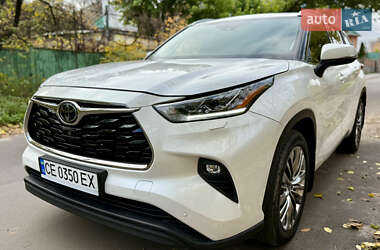 Внедорожник / Кроссовер Toyota Highlander 2021 в Киеве