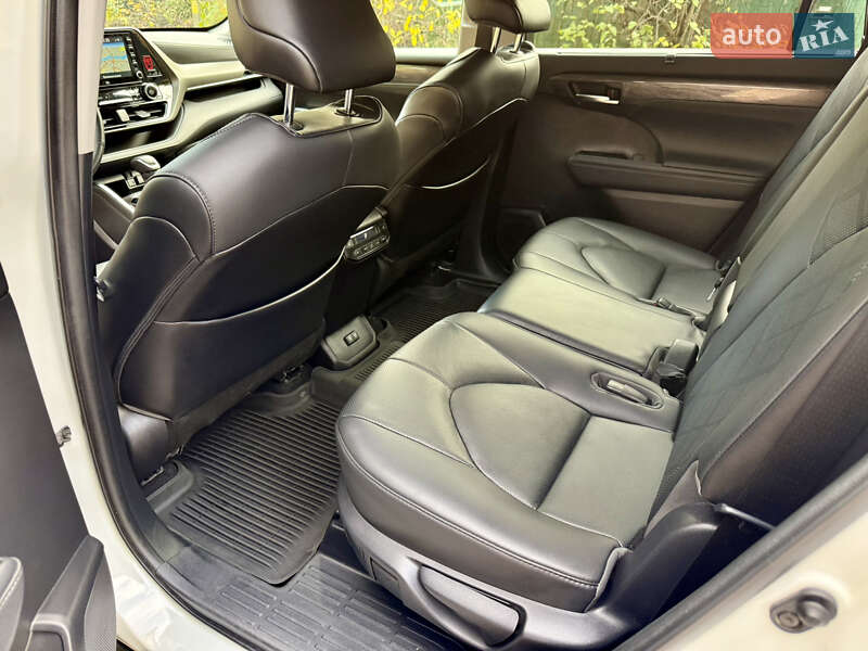 Внедорожник / Кроссовер Toyota Highlander 2021 в Киеве фото 19 Внедорожник / Кроссовер Toyota Highlander 2021 в Киеве