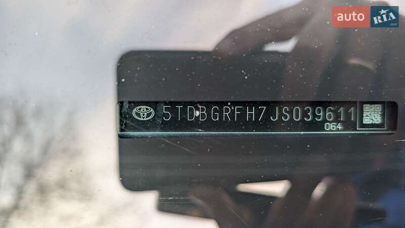 Позашляховик / Кросовер Toyota Highlander 2018 в Києві