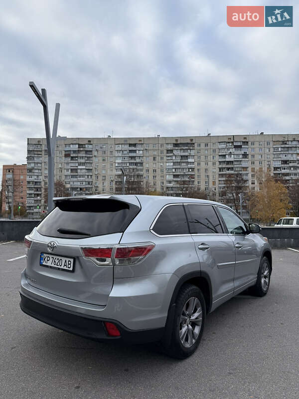 Внедорожник / Кроссовер Toyota Highlander 2014 в Харькове фото 10 Внедорожник / Кроссовер Toyota Highlander 2014 в Харькове