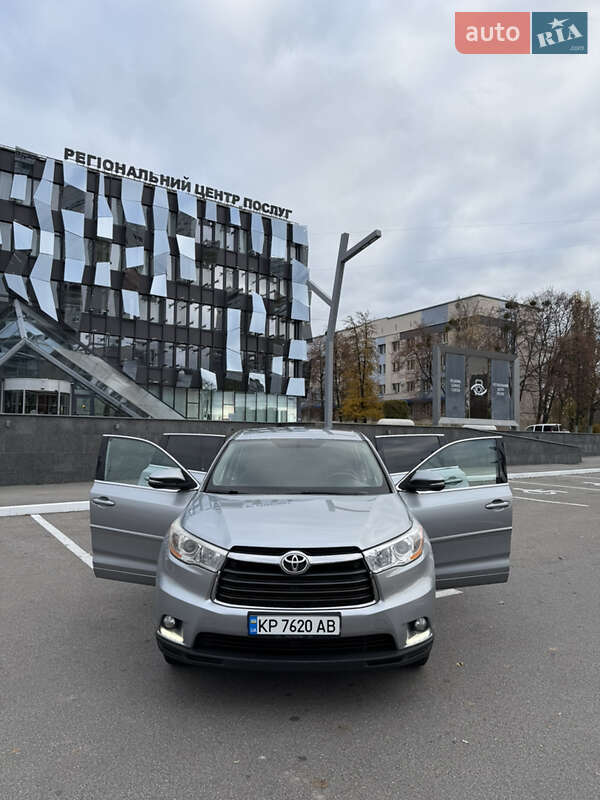 Внедорожник / Кроссовер Toyota Highlander 2014 в Харькове фото 18 Внедорожник / Кроссовер Toyota Highlander 2014 в Харькове