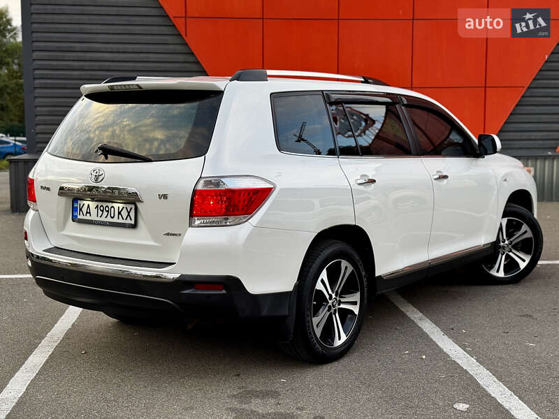 Внедорожник / Кроссовер Toyota Highlander 2012 в Киеве фото 19 Внедорожник / Кроссовер Toyota Highlander 2012 в Киеве