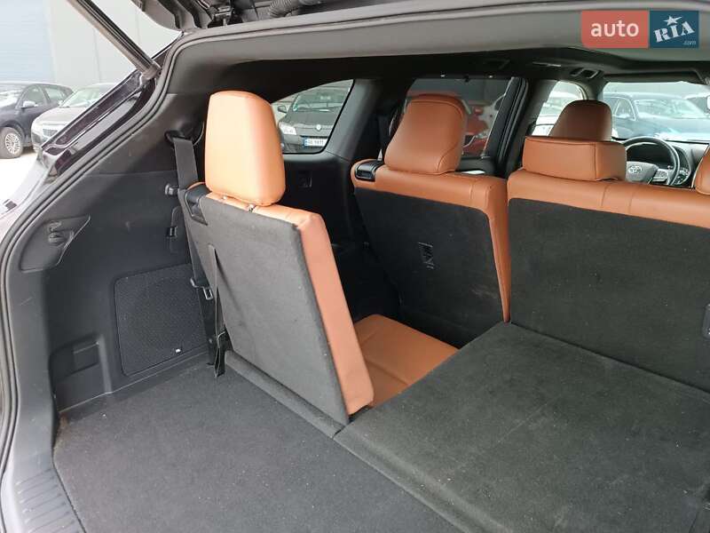 Внедорожник / Кроссовер Toyota Highlander 2021 в Львове фото 16 Внедорожник / Кроссовер Toyota Highlander 2021 в Львове