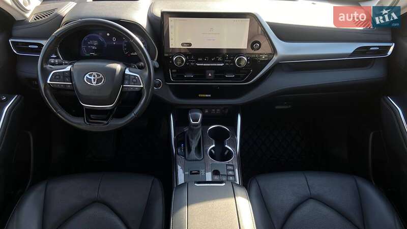 Внедорожник / Кроссовер Toyota Highlander 2023 в Хмельницком фото 8 Внедорожник / Кроссовер Toyota Highlander 2023 в Хмельницком