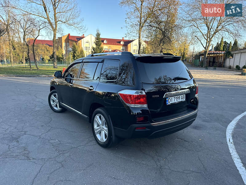 Позашляховик / Кросовер Toyota Highlander 2011 в Вінниці