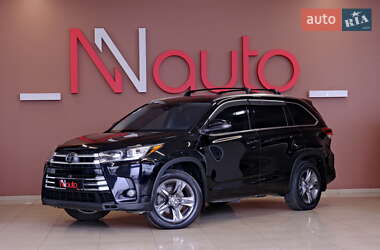 Внедорожник / Кроссовер Toyota Highlander 2017 в Одессе