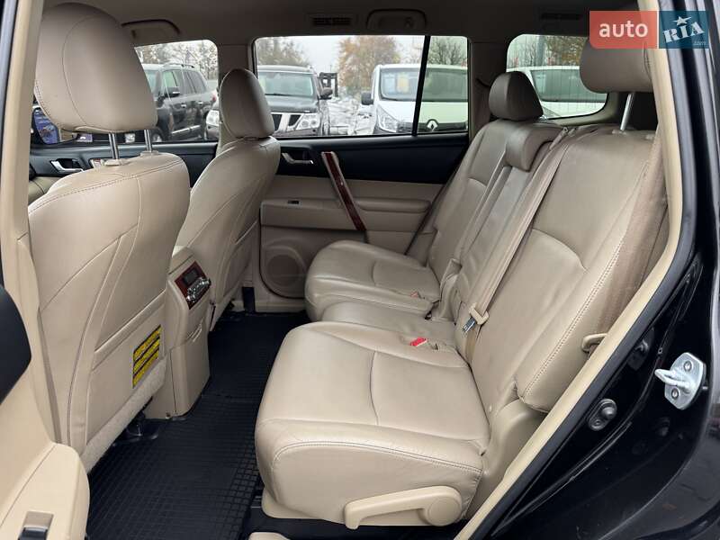 Внедорожник / Кроссовер Toyota Highlander 2013 в Днепре фото 15 Внедорожник / Кроссовер Toyota Highlander 2013 в Днепре