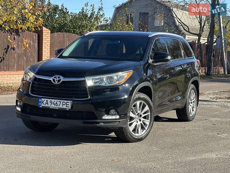 Внедорожник / Кроссовер Toyota Highlander 2014 в Киеве